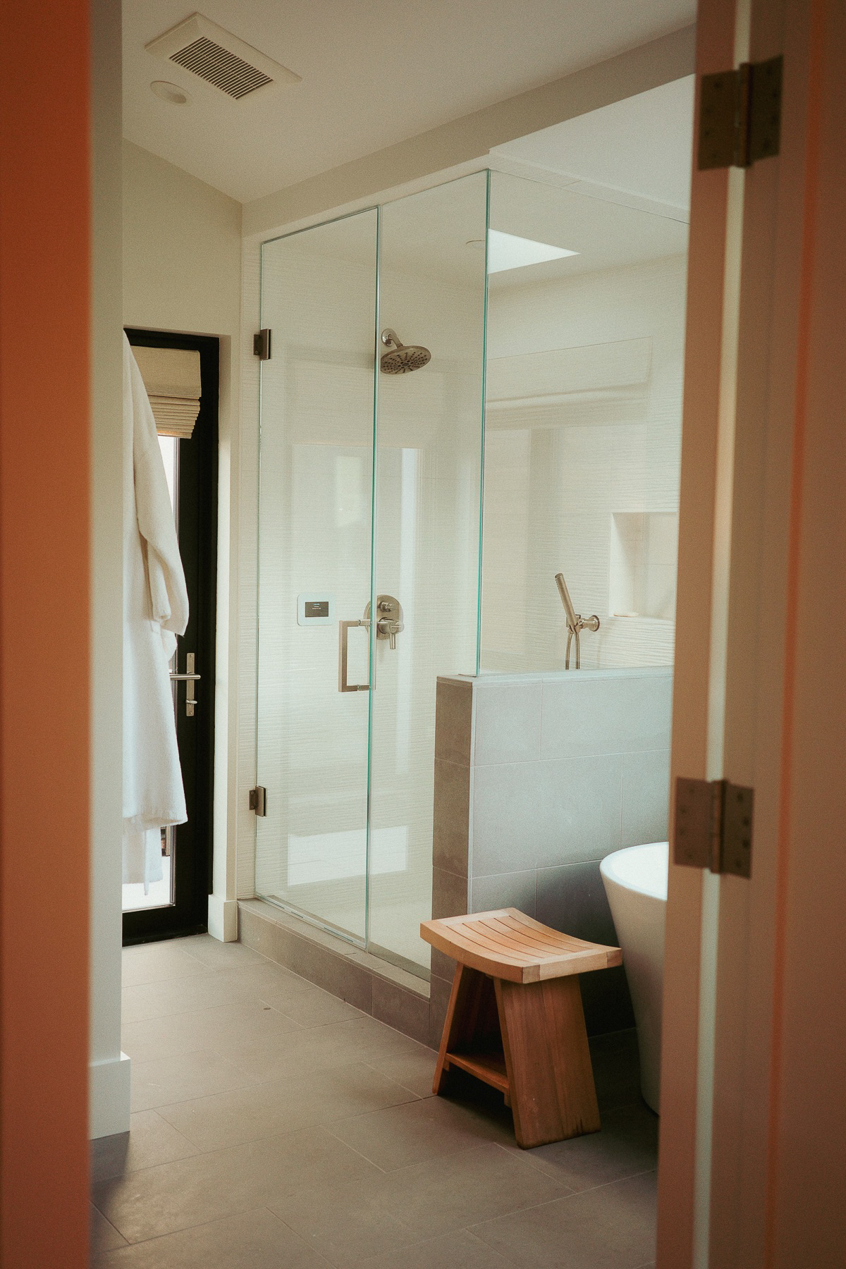 Glass shower and bath